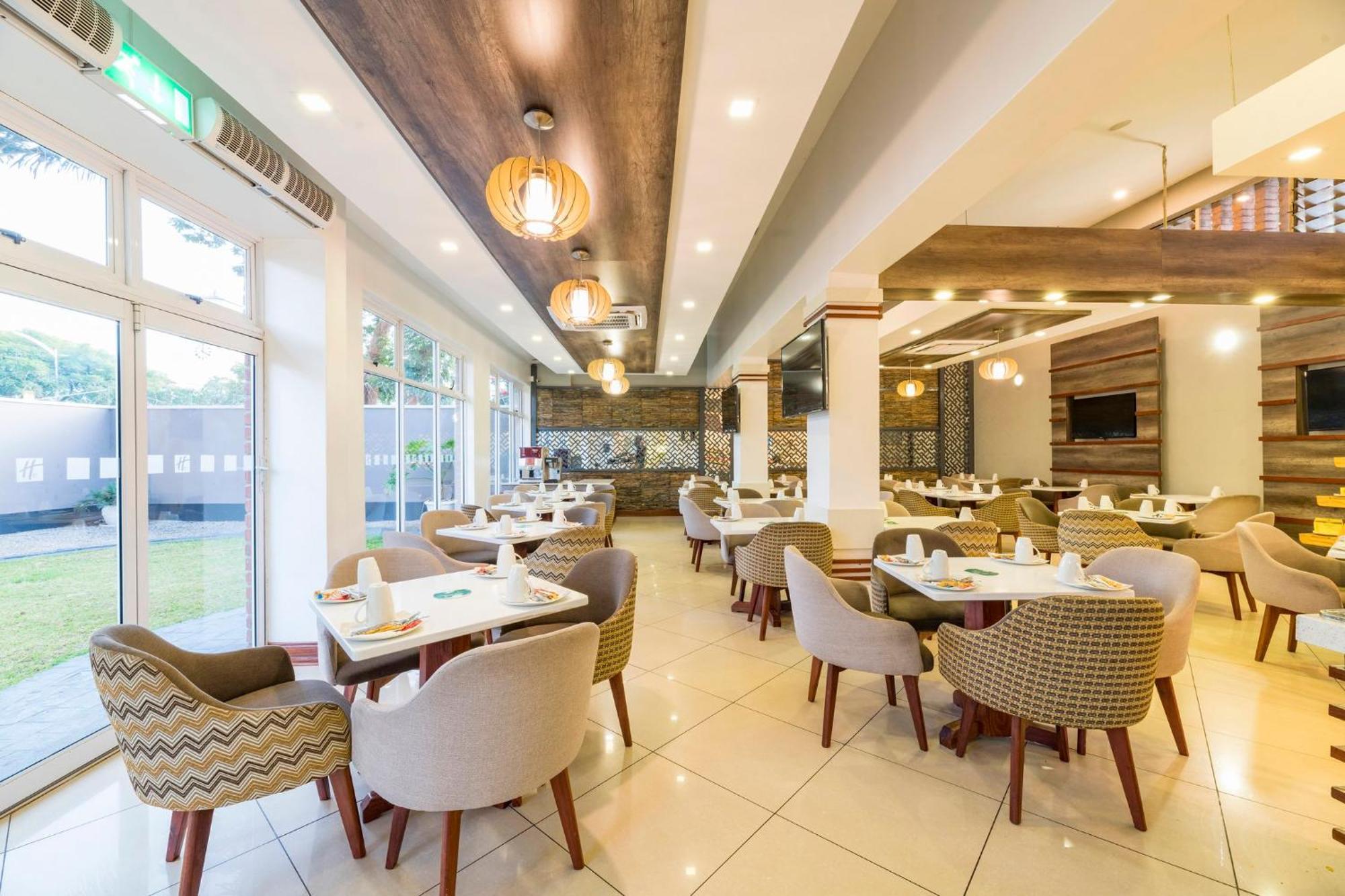 Holiday Inn - Mutare By Ihg Екстер'єр фото